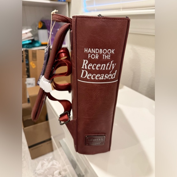 Loungefly x Beetlejuice Handbook For The Recently Deceased Pin Trader Backpack - Picture 15 of 16